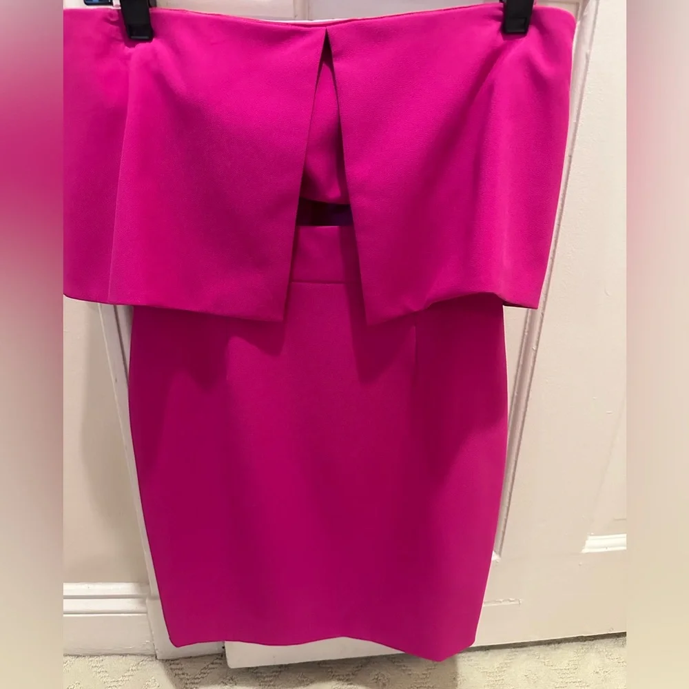 JEYGODFREY FUSCIA MINI DRESS
neverworn - Picture 7 of 9